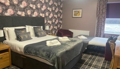 Family Room with Shower