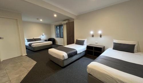 Superior Deluxe Family Room - 1 room
