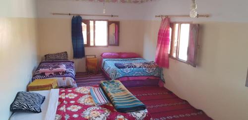 Family Room with Mountain View