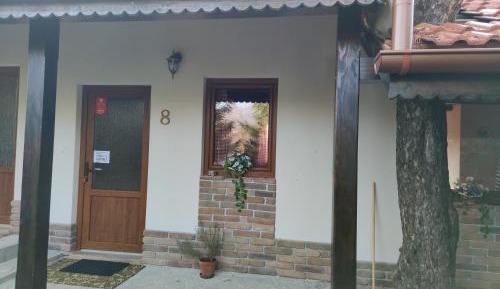 Standard Twin Room with Garden View