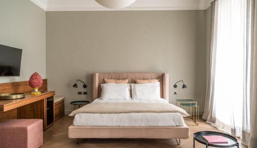 Standard Double Suite