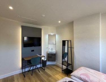 Double Room with Shared Bathroom