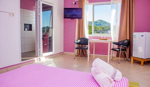 Double Room with Mountain View