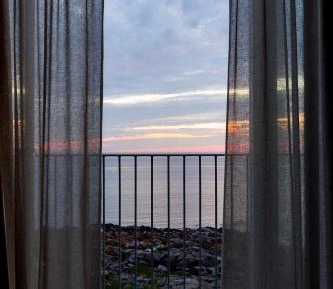 Superior Room with Partial Sea View