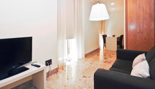 One-Bedroom Apartment (3 Adults)