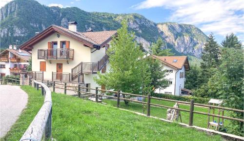 Two-Bedroom Holiday Home