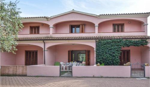 Two-Bedroom Holiday Home