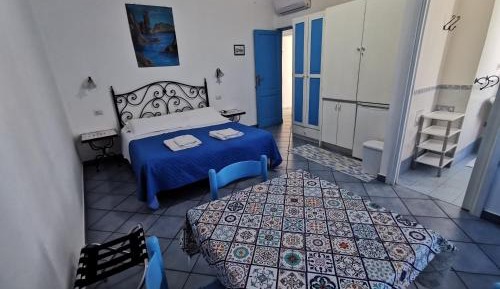 Standard Studio (2 Adults)