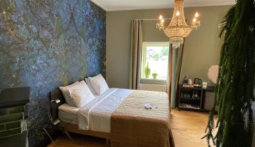 Deluxe Room with Balcony