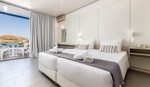 Standard Twin Room with Sea View