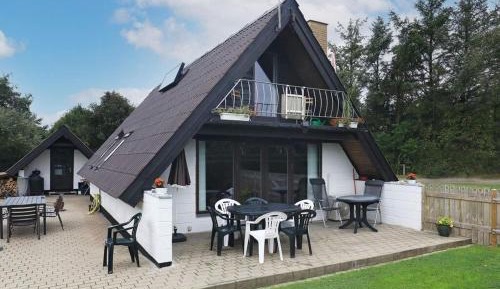 Four-Bedroom Holiday Home