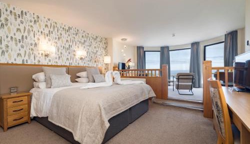Junior Suite with Ocean View