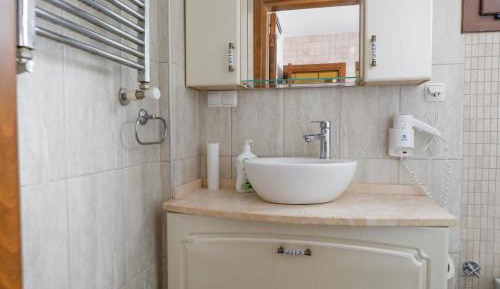 Twin Room with City View