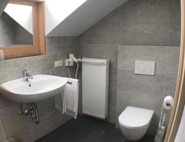 Two-Bedroom Apartment (2 Adults) - Attic