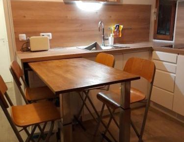 Studio with Mountain View