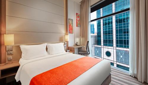 Standard Queen Room - Free Breakfast