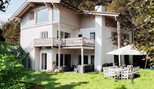 Six-Bedroom House