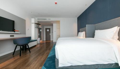Standard Twin Room with Extra Floor Space