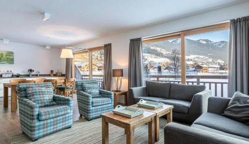 Three-Bedroom Apartment (8 People) A8-B