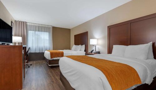 Double Room with Two Double Beds - Accessible/Non Smoking