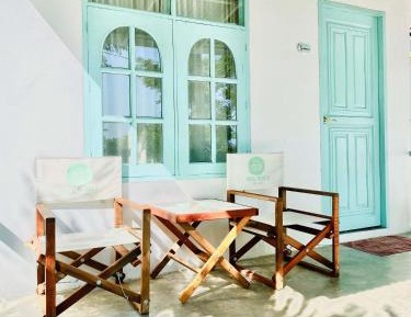 Bungalow with Sea View