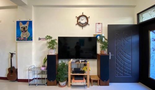 Five-Bedroom Holiday Home