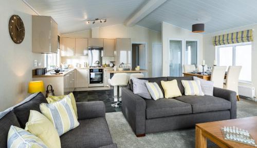 Three-Bedroom Lodge