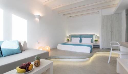 Suite with Hot Tub