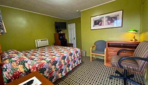 King Room - Non-Smoking