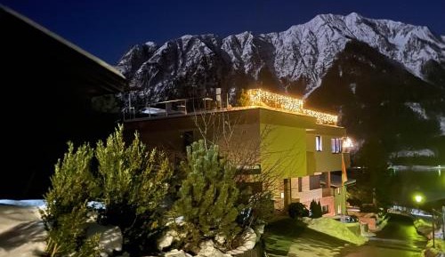 Apartment with Lake View