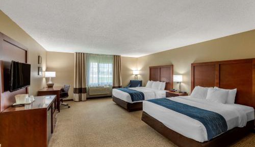 Queen Room with Two Queen Beds - Non-Smoking