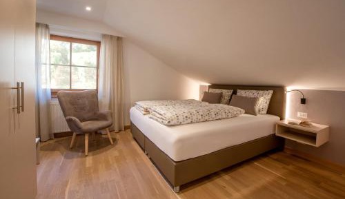 One-Bedroom Apartment with Terrace