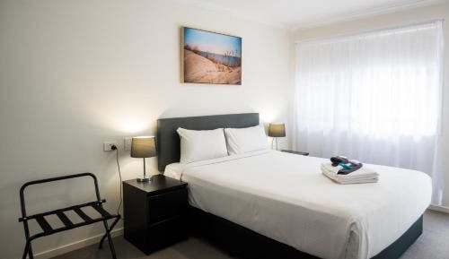 Deluxe Queen Room