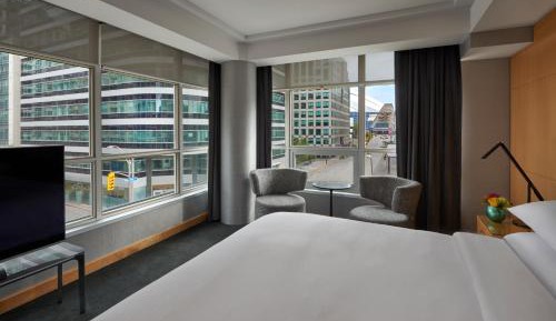 Executive Corner King Suite