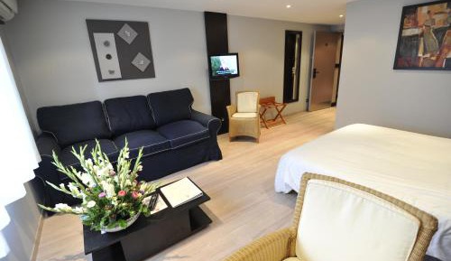 Junior Suite (1 Adult)