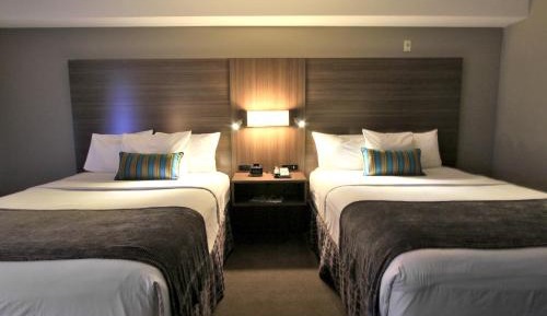 Double Queen Room with City View