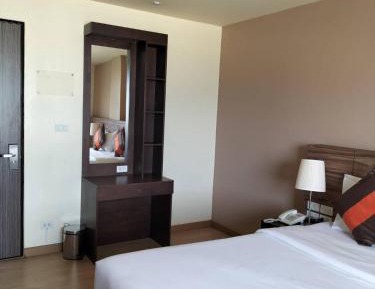 Grand Deluxe Room