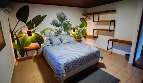 Villa with Garden View