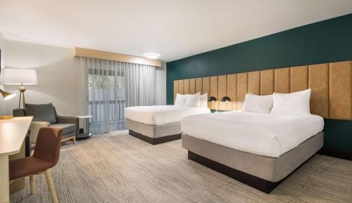 Queen Room with Two Queen Beds and Walk-in Shower - Disability Access