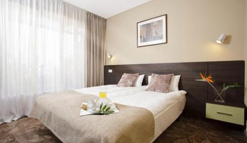 Double Room with Terrace and Bath