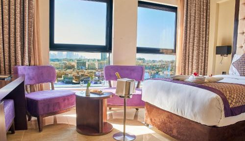 Studio Room - City View