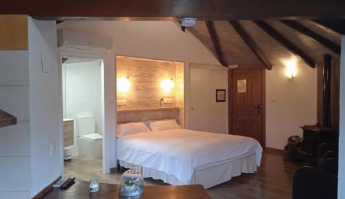 One-Bedroom Cottage