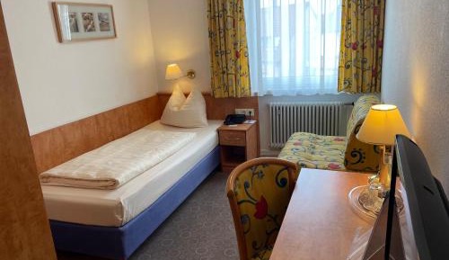 Standard Single Room
