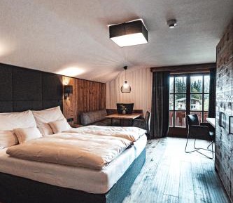 Junior Suite with Garden View