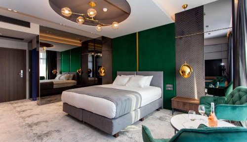 Deluxe Double Room with Balcony