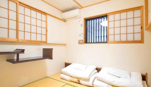 Twin Room with Shared Bathroom