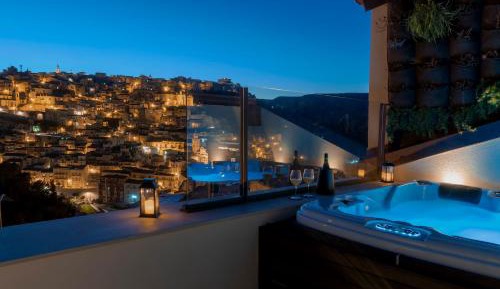 Suite with Spa Bath and Panoramic Balcony