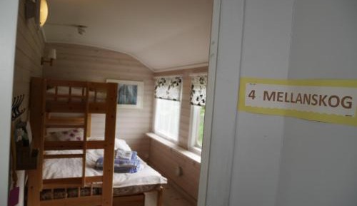 Basic Triple Room with Shared Bathroom