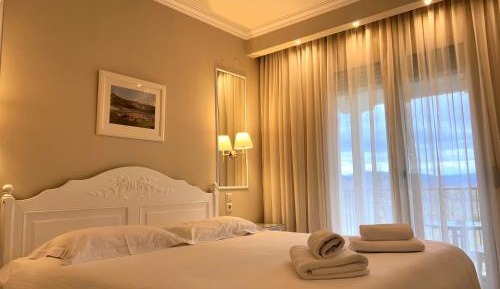 Standard Double Room with Spa Access