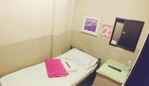 Single Bed in Male Dormitory Room with Shared Bathroom